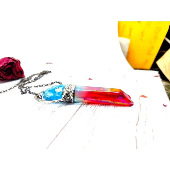 Red and blue aura quartz crystal necklace - Picture 7 of 11